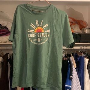 Hurley Men’s Green Short Sleeve Surf & Enjoy Graphic T-shirt Size L